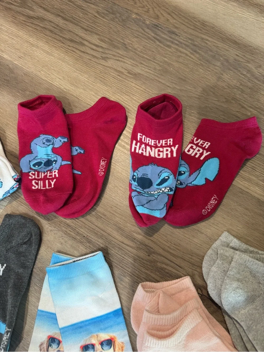 Lot of 9 pairs of girls socks lilo & stitch golden retriever dog